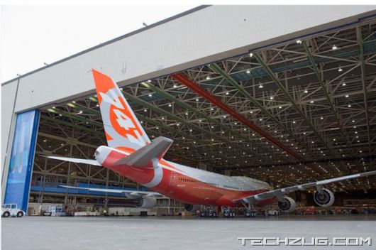 A First Look Inside the New Boeing 747-8